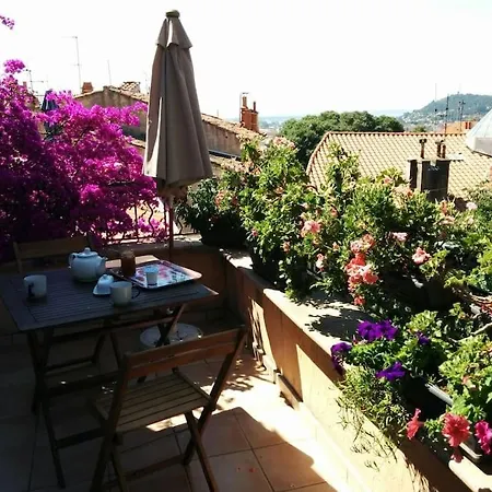 Holiday home Coup De Coeur De La Cite Medievale *