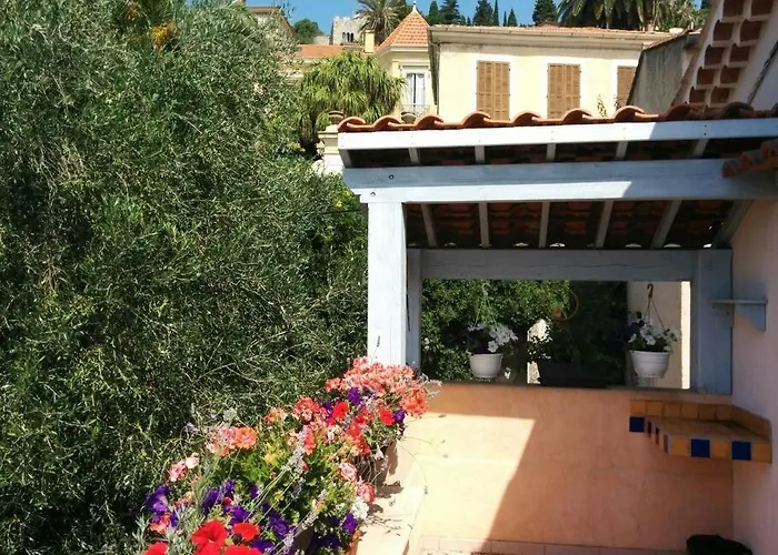 Coup De Coeur De La Cite Medievale Feriehus Hyères