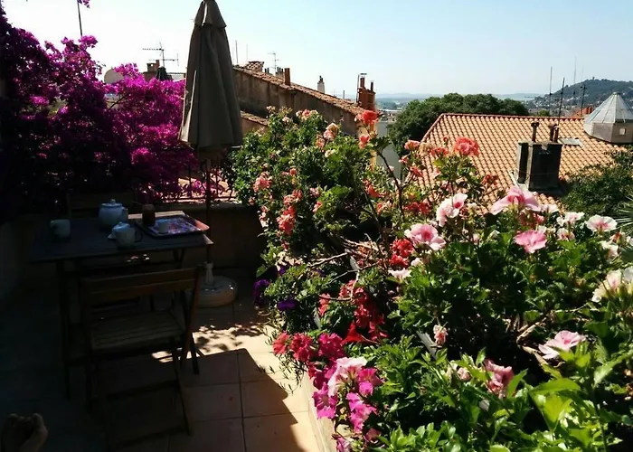 Coup De Coeur De La Cite Medievale Feriehus Hyères